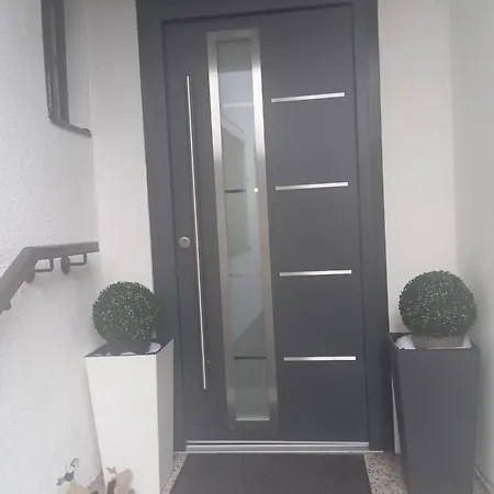 Lara Apartment *